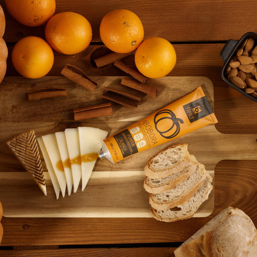 
                  
                    Doce de Abóbora e Laranja do Algarve com Canela e Amêndoas - 200g
                  
                