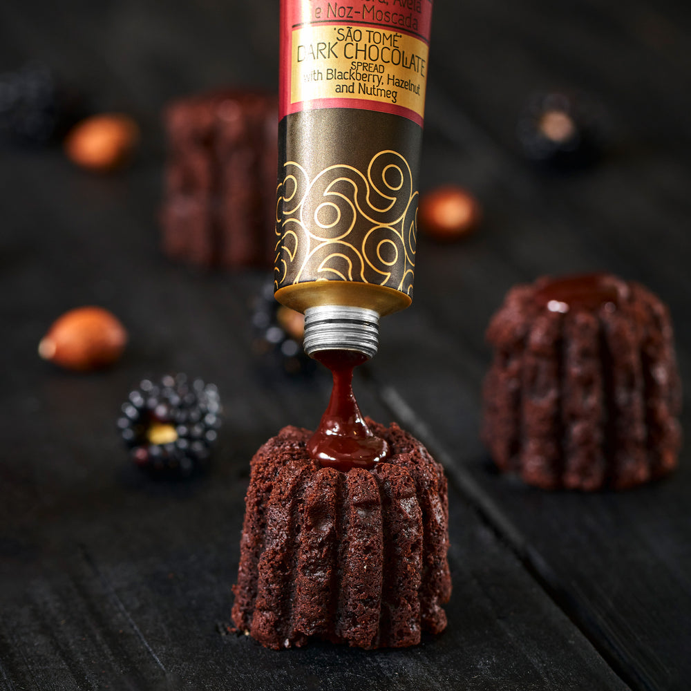 
                  
                    Boîte Expérience n. 6 - Confiture + Chocolat + Biscuits | Édition de Noël
                  
                