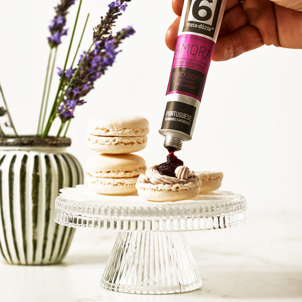 
                  
                    Boîte Expérience n. 6 - Confiture + Chocolat + Biscuits | Édition de Noël
                  
                