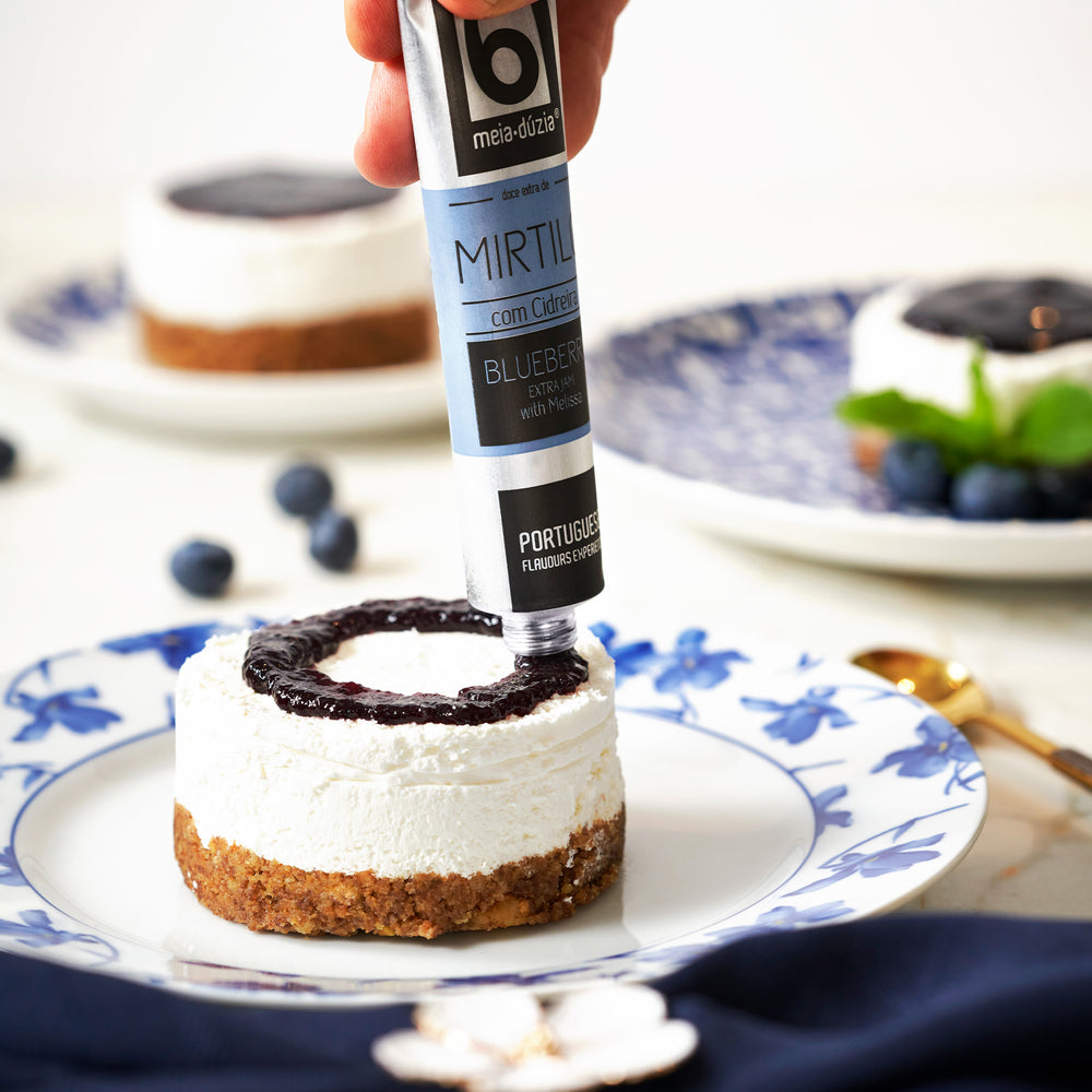 
                  
                    Doce Extra de Mirtilo com Erva Cidreira
                  
                