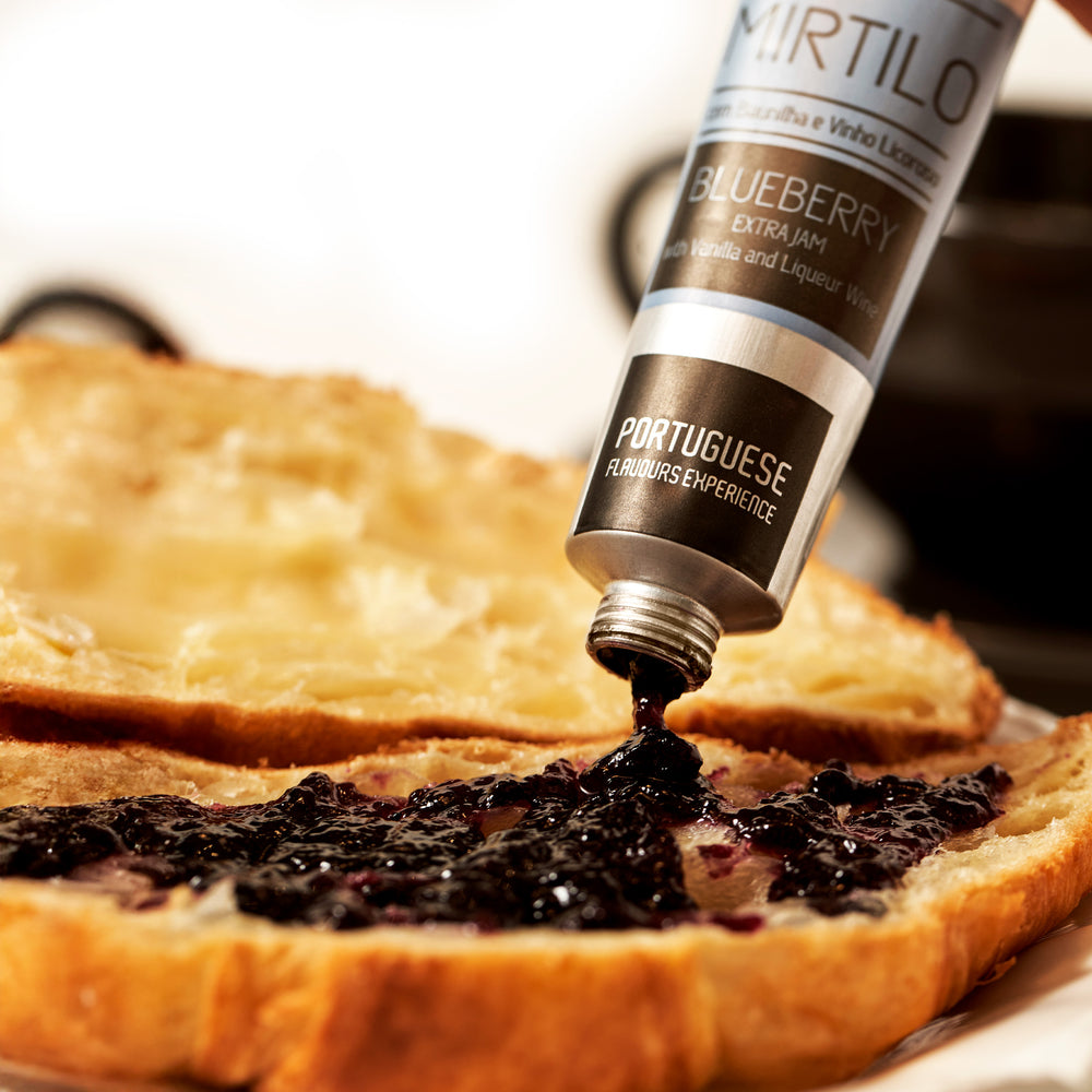 
                  
                    Confiture Extra de Myrtille à la Vanille et Vin Liquoreux
                  
                