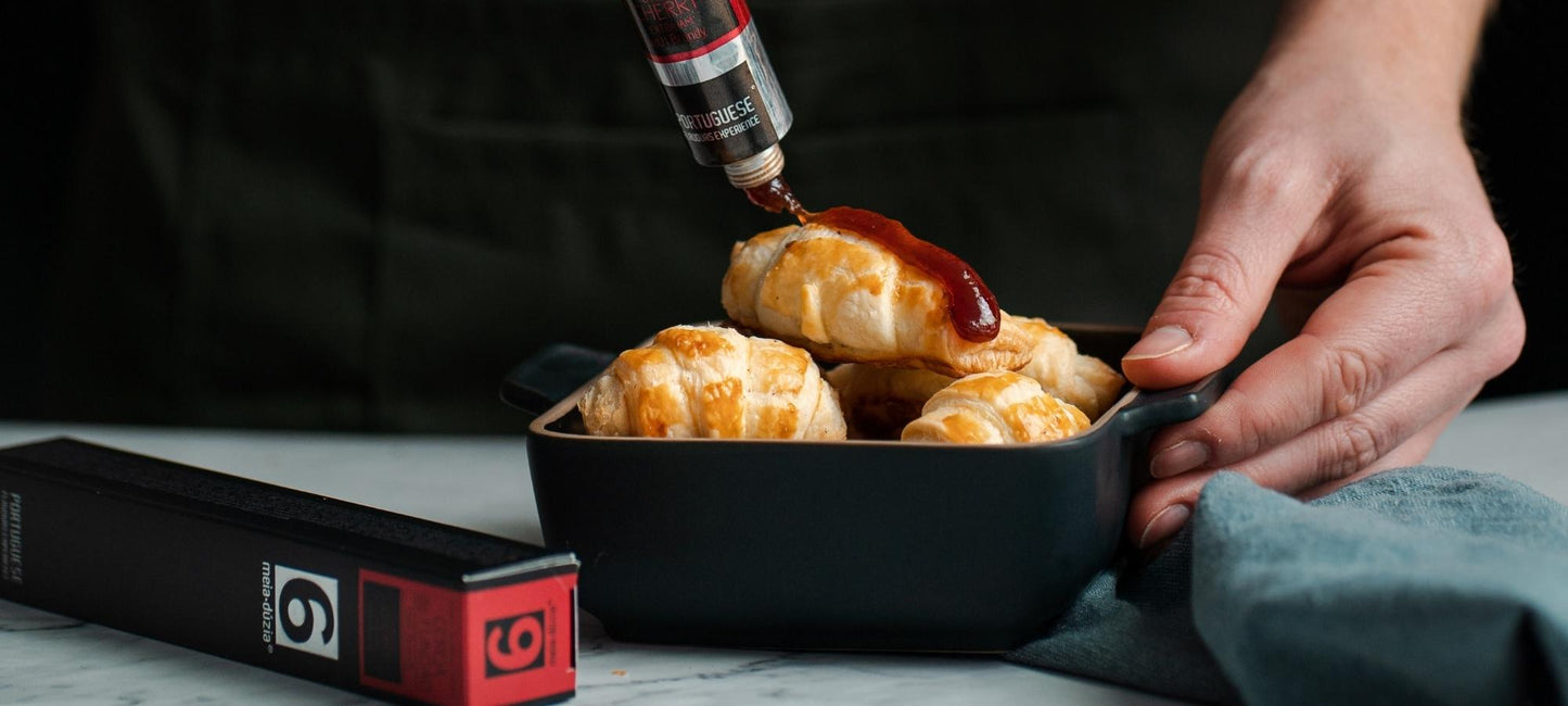 Croissants com compota de cereja do fundão com brandy meia.dúzia