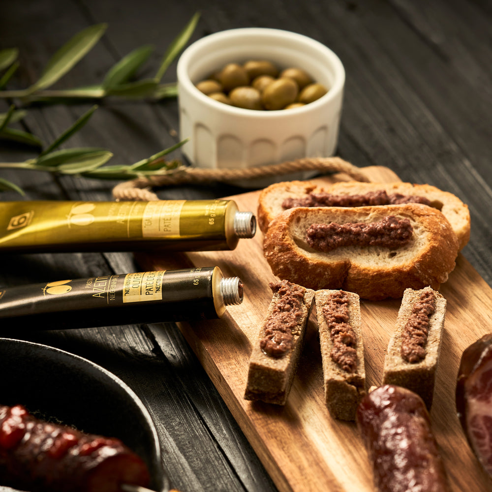 
                  
                    Pâte d’Olive Galega aux Figues Sèches
                  
                