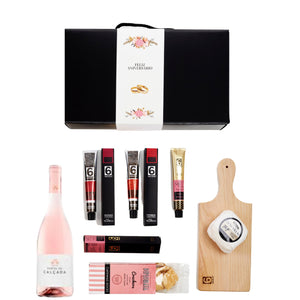 
                  
                    Cabaz Aniversário de Casamento- Experiência Gastronómica n.2 meia.dúzia®. Esta é uma caixa oferta gastronómica de sabores de várias regiões de Portugal, que pode ser personalizada com os nomes do casal, inclui um cartão que pode escrever uma mensagem especial.
                  
                