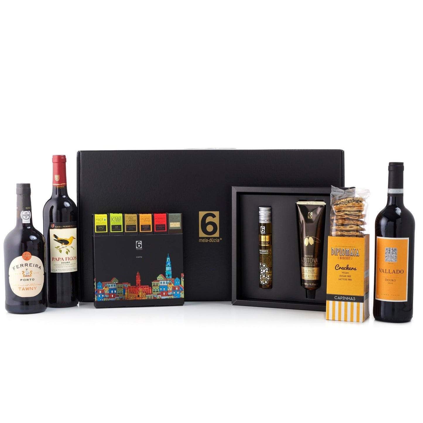 Cabaz Gourmet Experiência Gastronómica do Vale do Douro meia.dúzia®. Cabazes gourmet, criados para a partilha de experiências e momentos de degustação únicos! Produtos 100% portugueses de produtores nacionais e locais. A oferta ideal para quem gosta de experiências Gastronómicas e para amantes da gastronomia portuguesa. Este é o cabaz presente ideal para oferecer amigos, familiares ou clientes como forma de agradecimento.