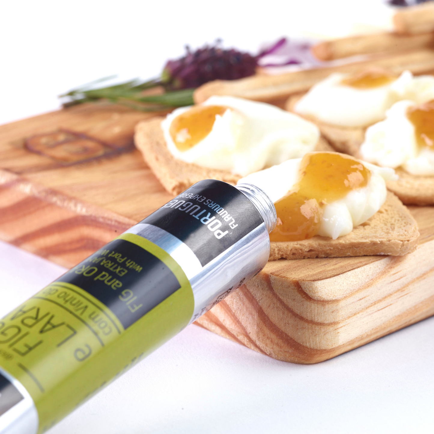 Tábua de queijo com compota artesanal de figo e laranja com vinho do Porto meia.dúzia - sabores de Portugal